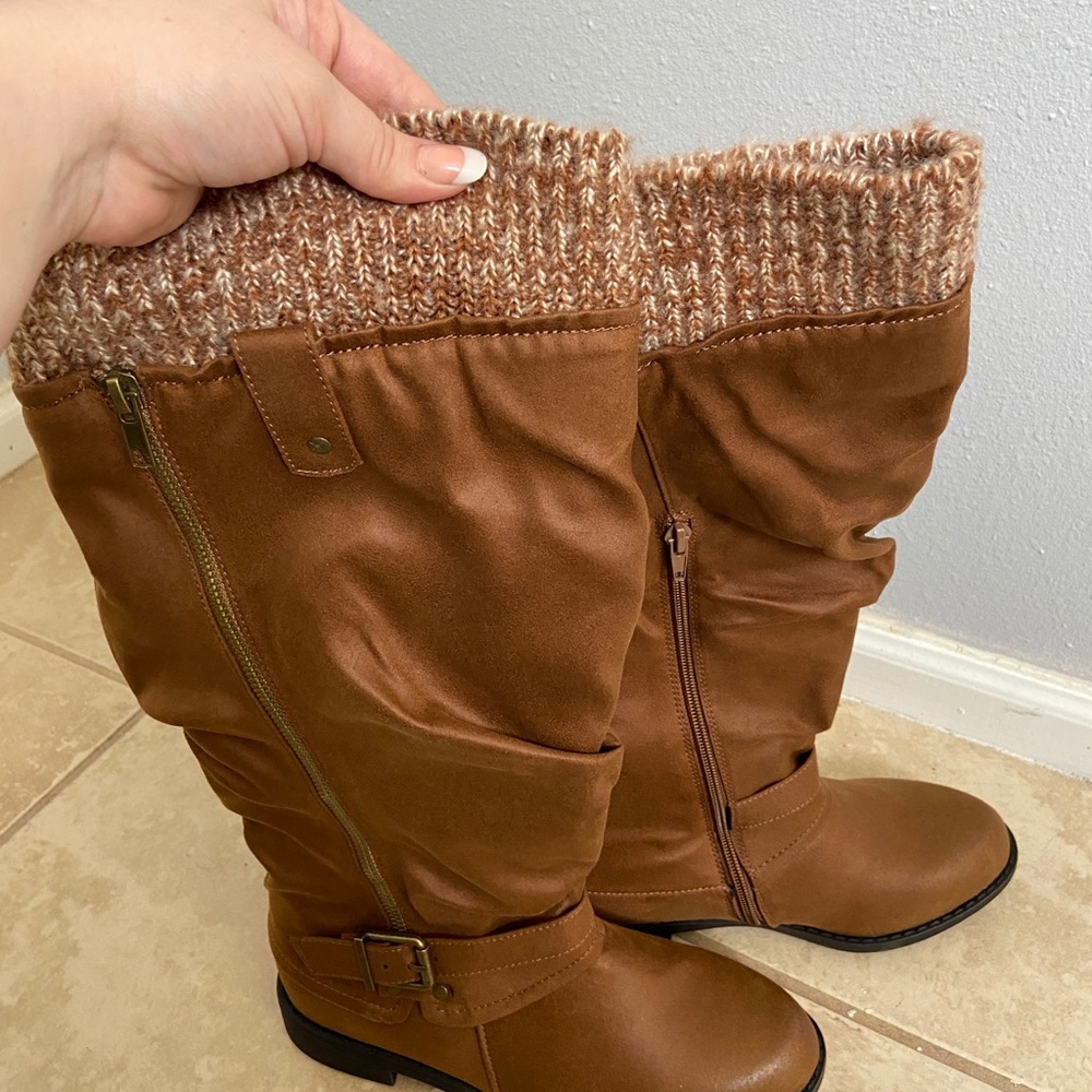 Slouchy boot
